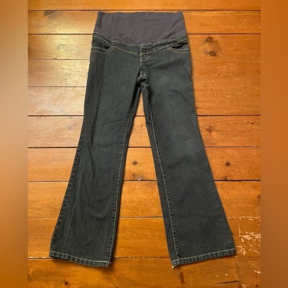 Thyme Maternity Dark Wash Jeans - Picture 9 of 12